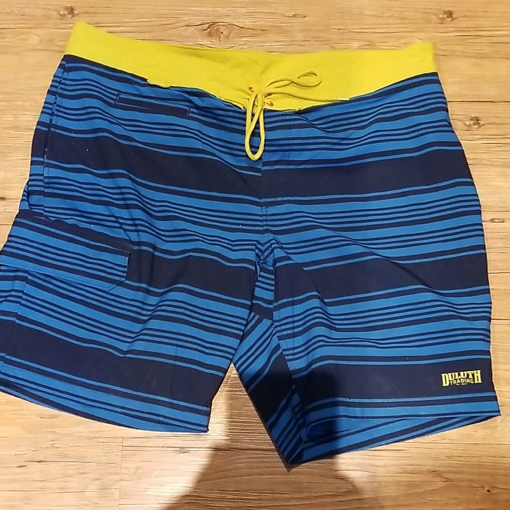 Duluth Trading Co Men's Blue and Yellow Swim Shorts Sz38